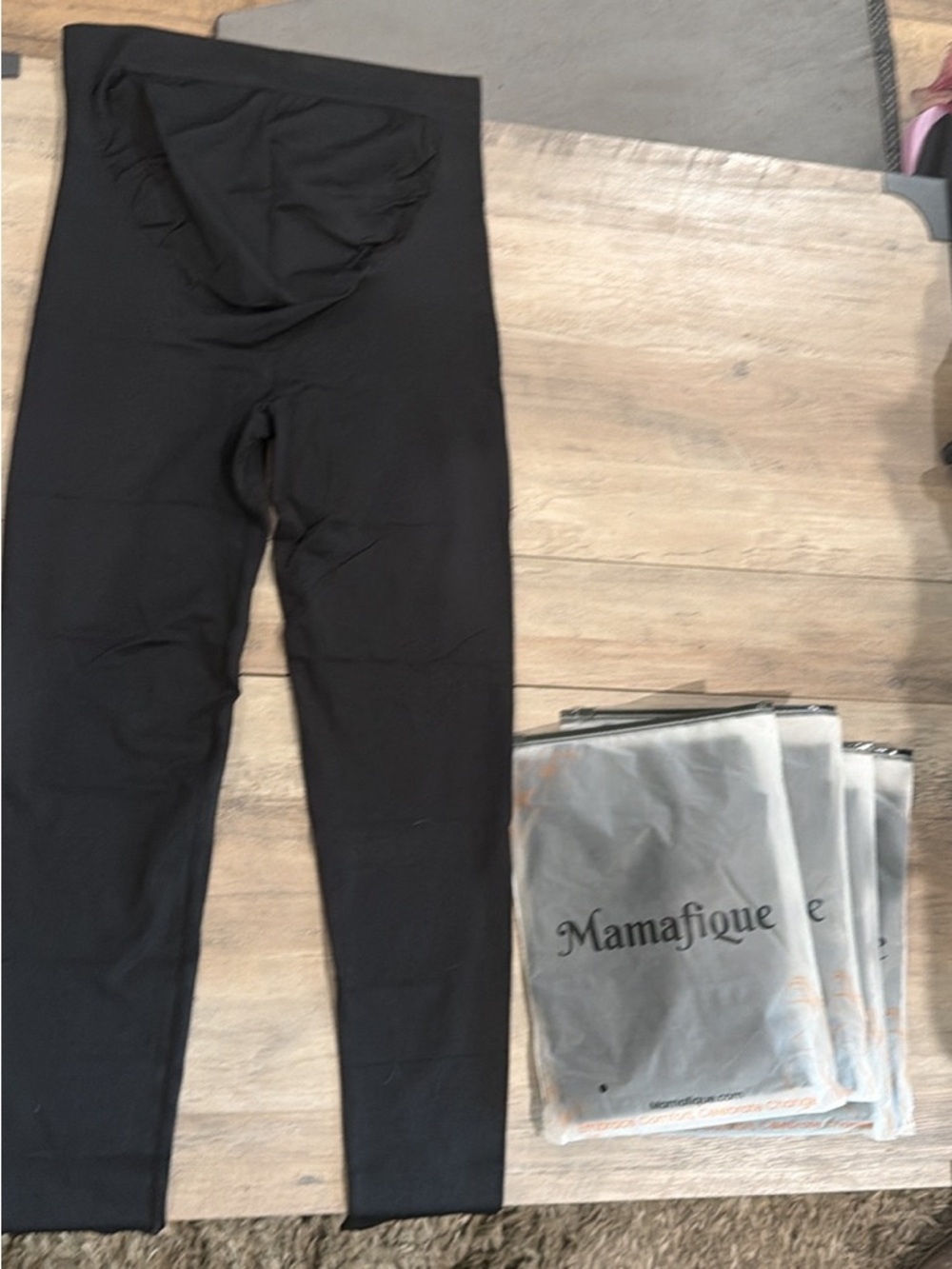 6 pairs of Mamafique Black Maternity Support Leggings Large